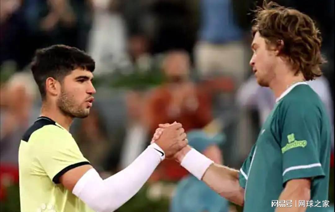 失误丢掉了, 弄得鲜血淋, 拉斯的比赛