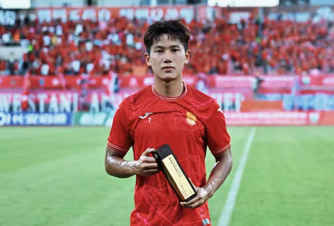 龙鼎的比赛, align