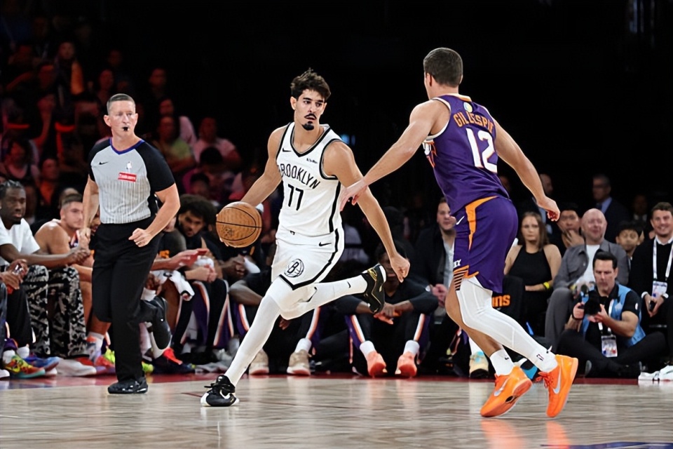 沙拉夫在上, 理想的